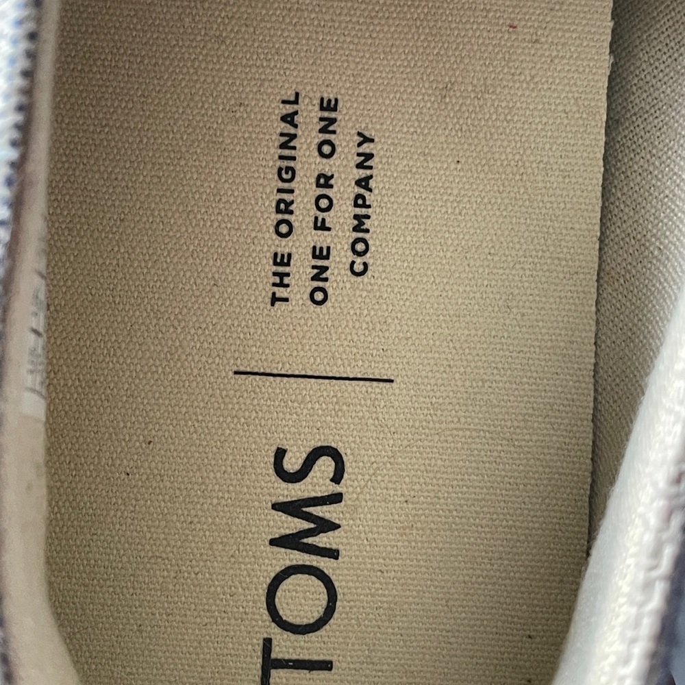 TOMS Dark Blue Canvas Slip-Ons Size 10 Brand New - Picture 4 of 5